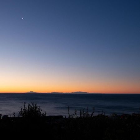 B&B Tra Cielo E Mare Pietra Ligure Exteriör bild