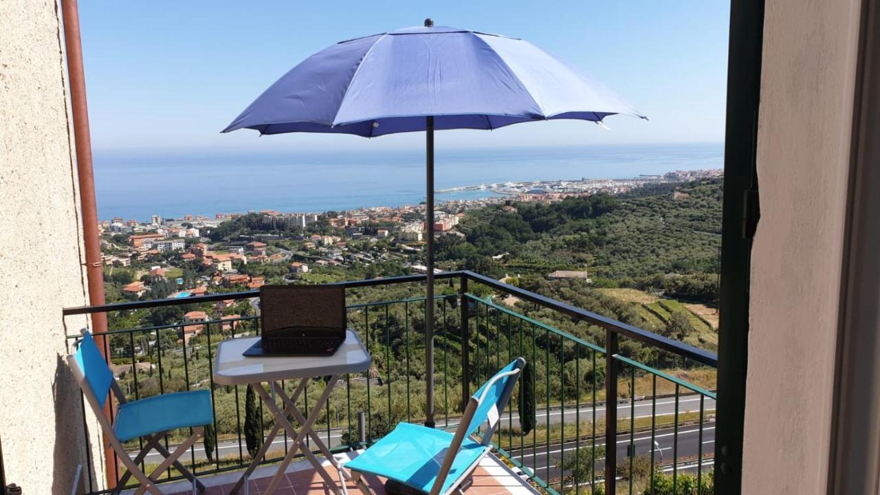 B&B Tra Cielo E Mare Pietra Ligure Exteriör bild